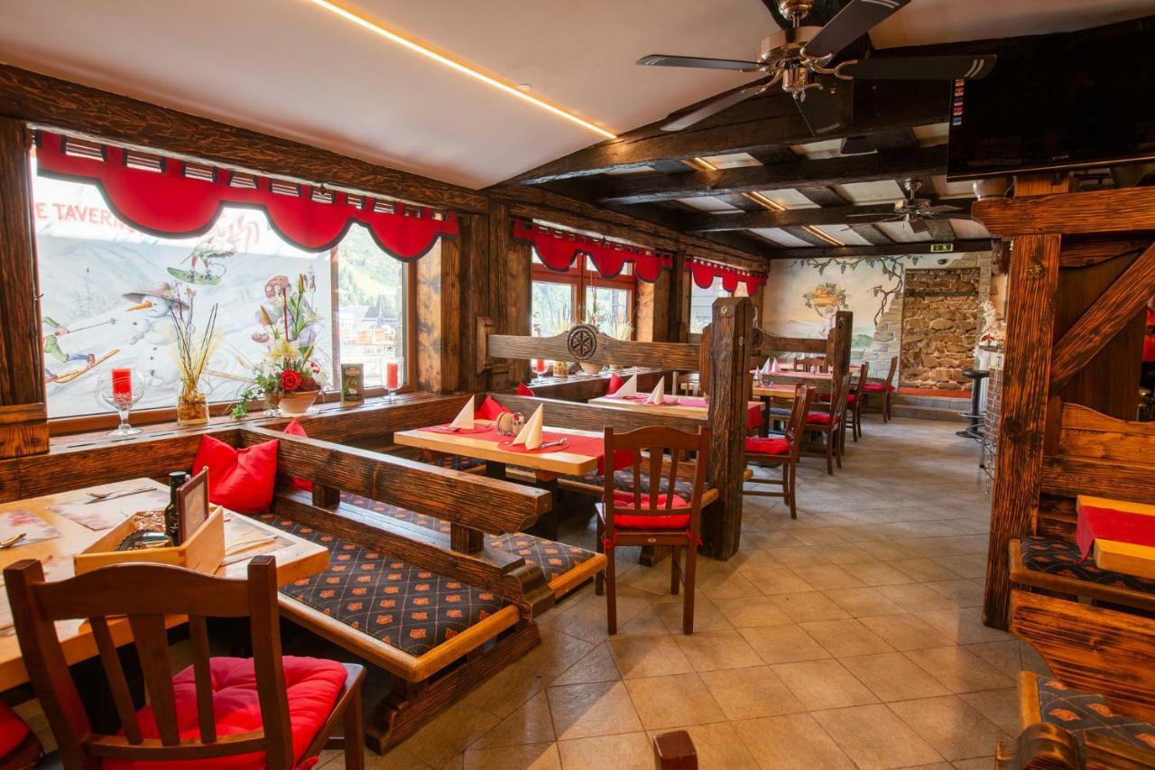 Party Hotel Taverne Obertauern Ngoại thất bức ảnh