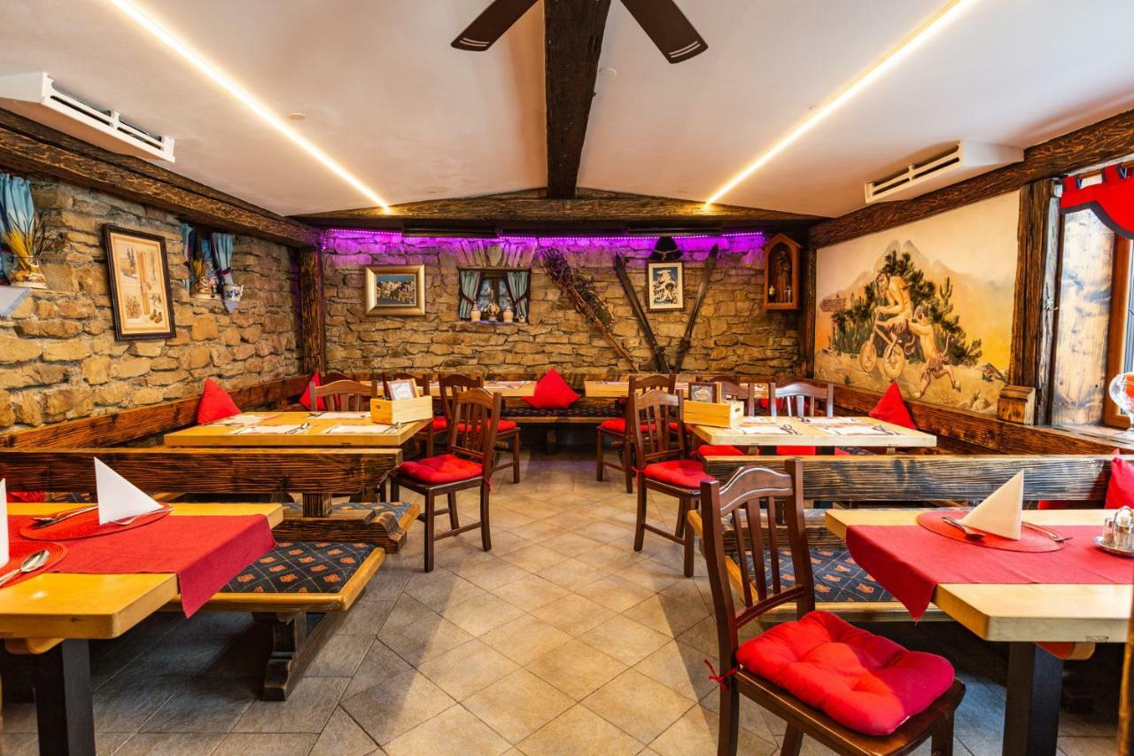 Party Hotel Taverne Obertauern Ngoại thất bức ảnh