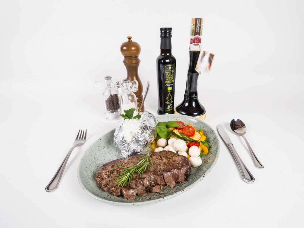 Party Hotel Taverne Obertauern Ngoại thất bức ảnh