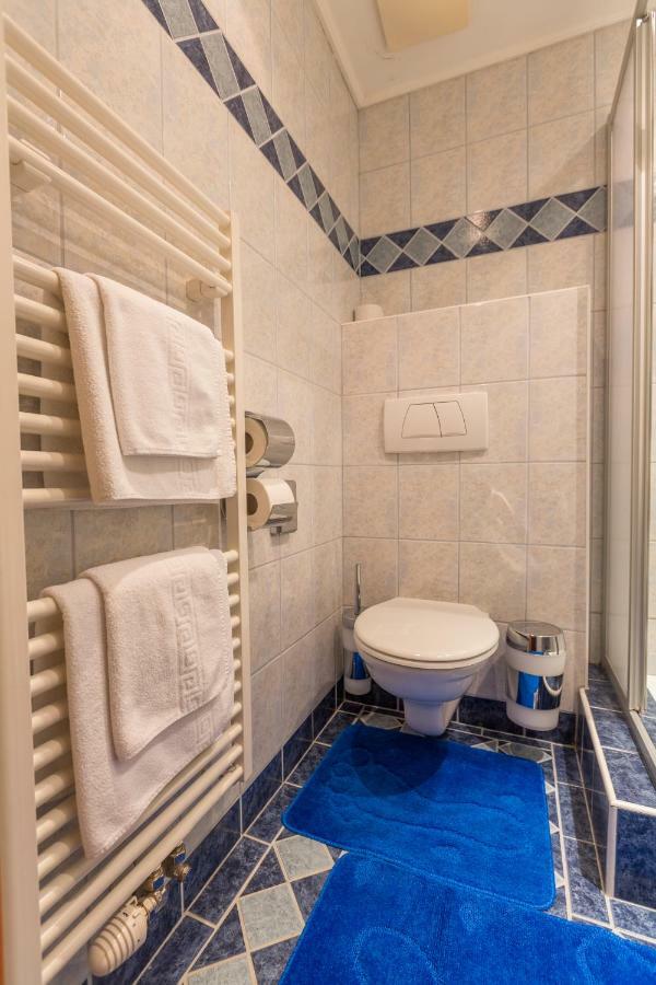 Party Hotel Taverne Obertauern Ngoại thất bức ảnh
